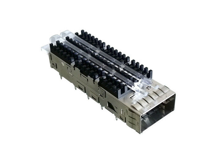 O IEM cataloga a única gaiola do porto SFP28 18,75 milímetros para o conector QSFP28